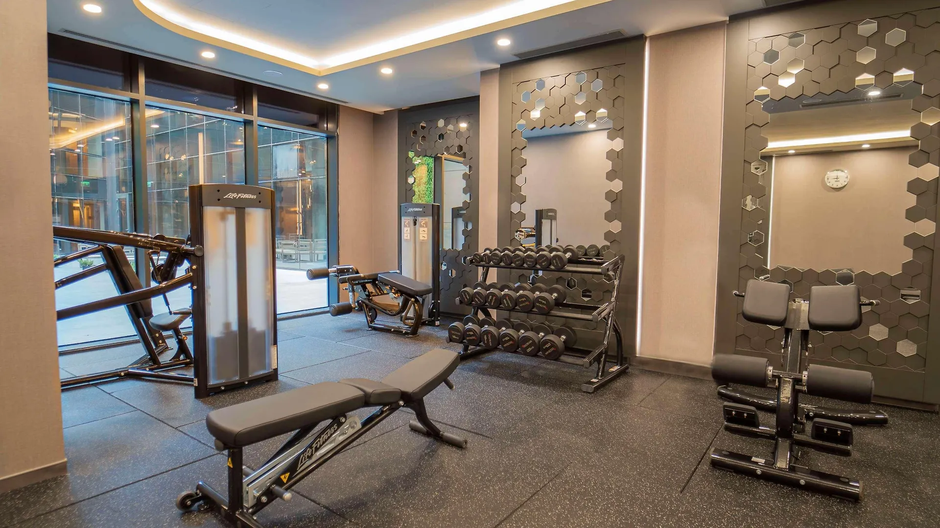 Sofitel Istanbul Taksim Hotel 5*,