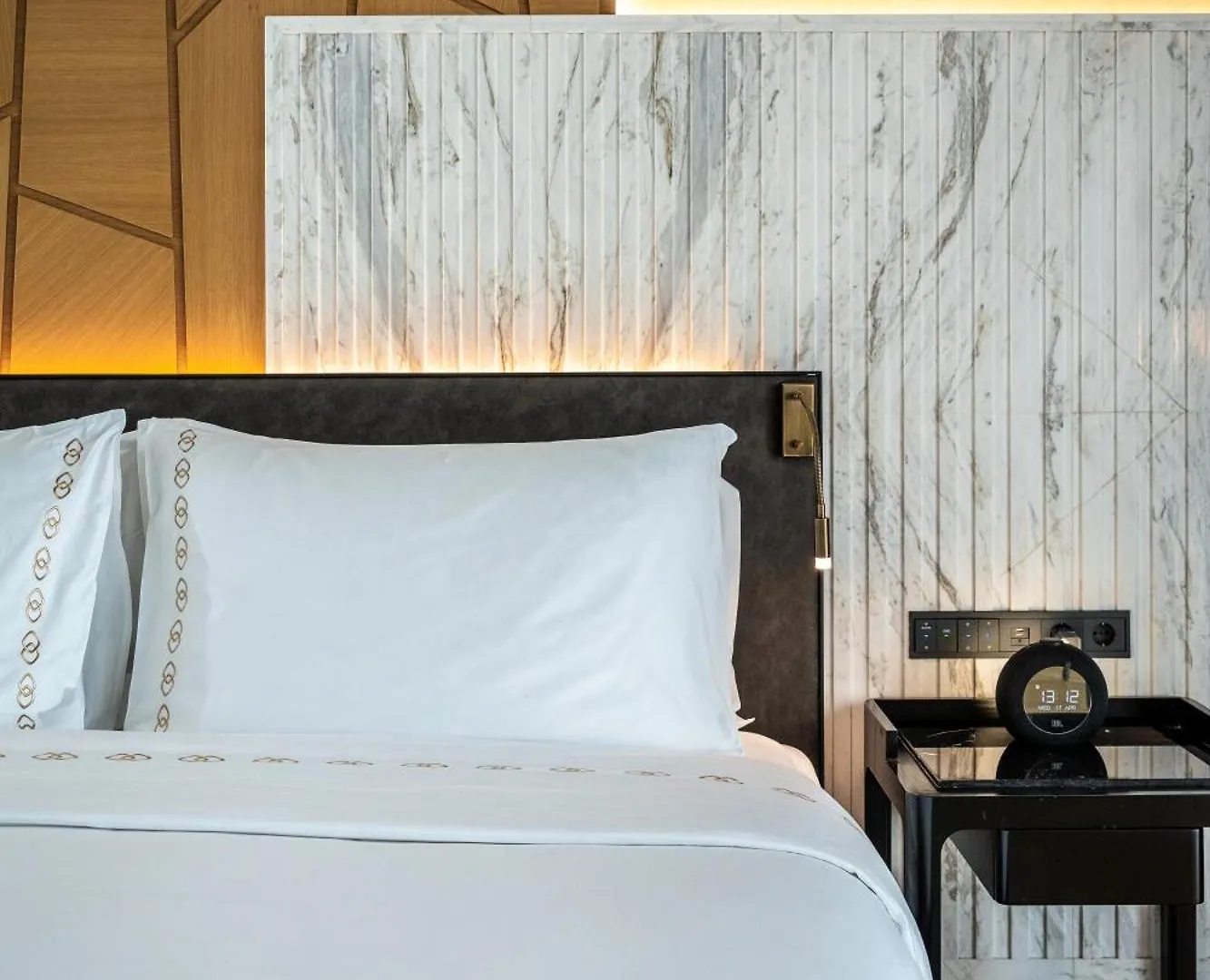 Sofitel Istanbul Taksim Hotel 5*,