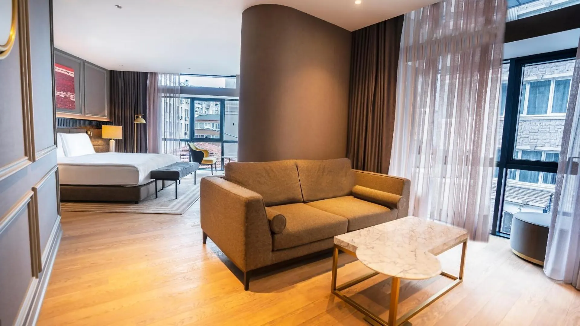 Sofitel Istanbul Taksim Hotel 5*,